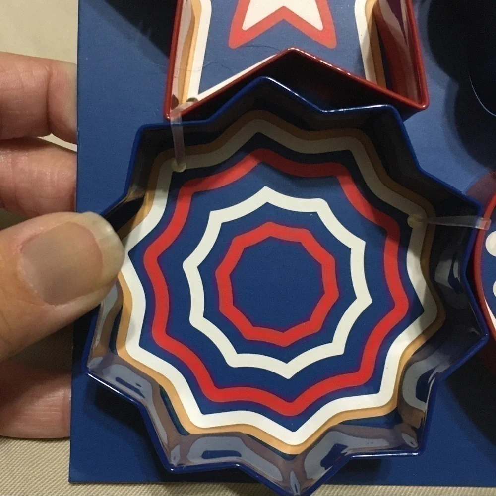 Set of 4 holiday cookie cutters